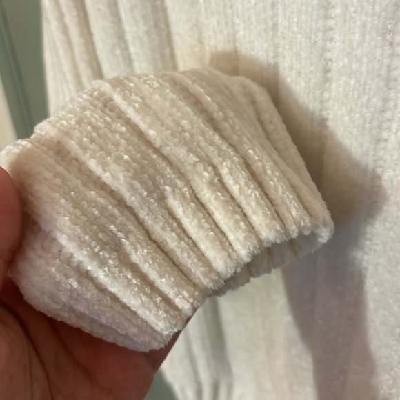 super soft chenille sweater - Picture 4 of 5